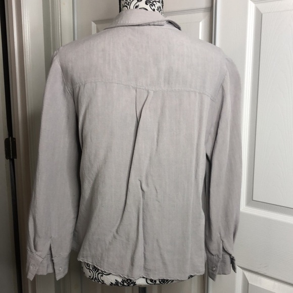 Amaryllis Light Gray Cotton Linen Blend Button Up Pocket Top M - Picture 3 of 5